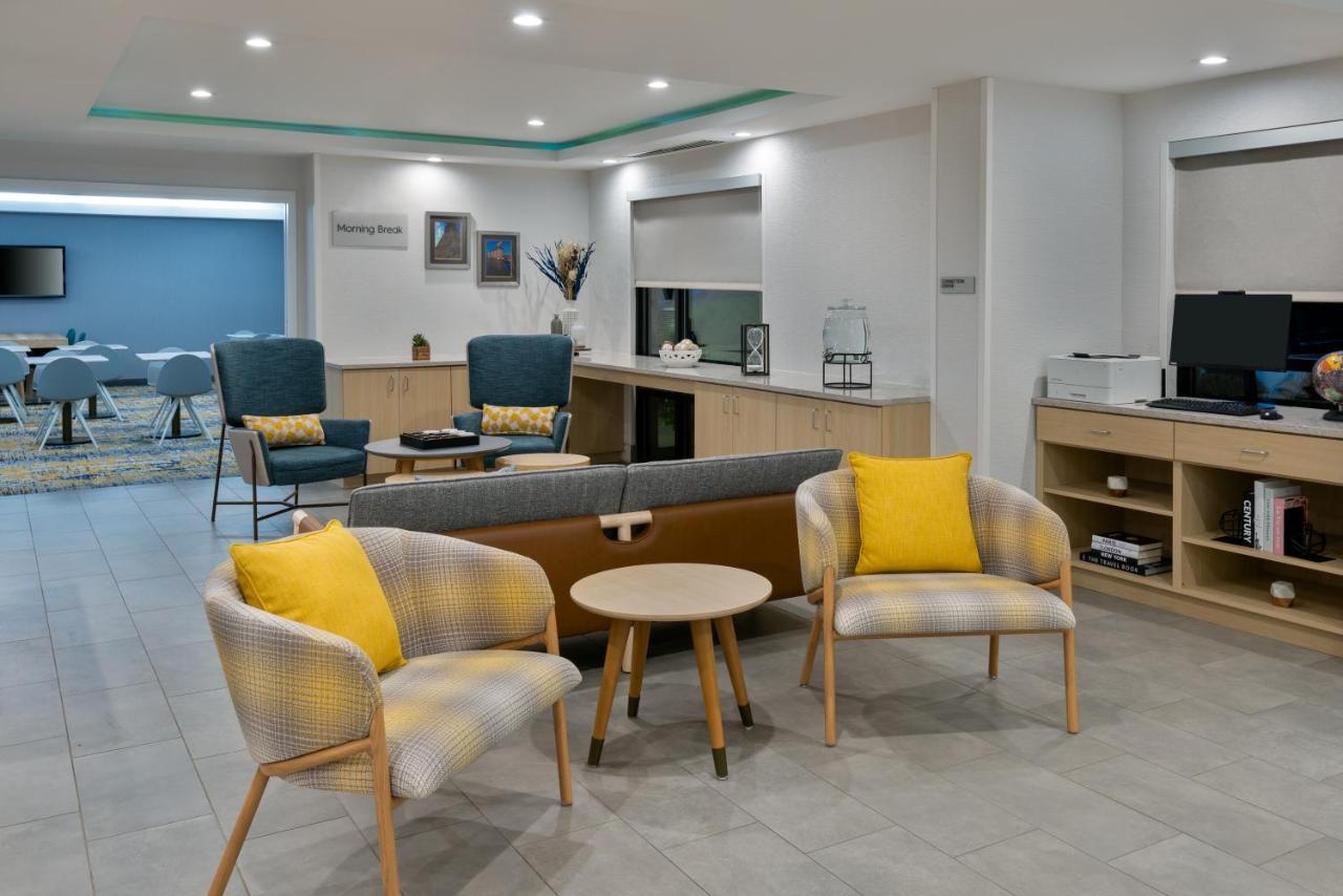 Towneplace Suites Buffalo Airport Чийктоуага Екстериор снимка