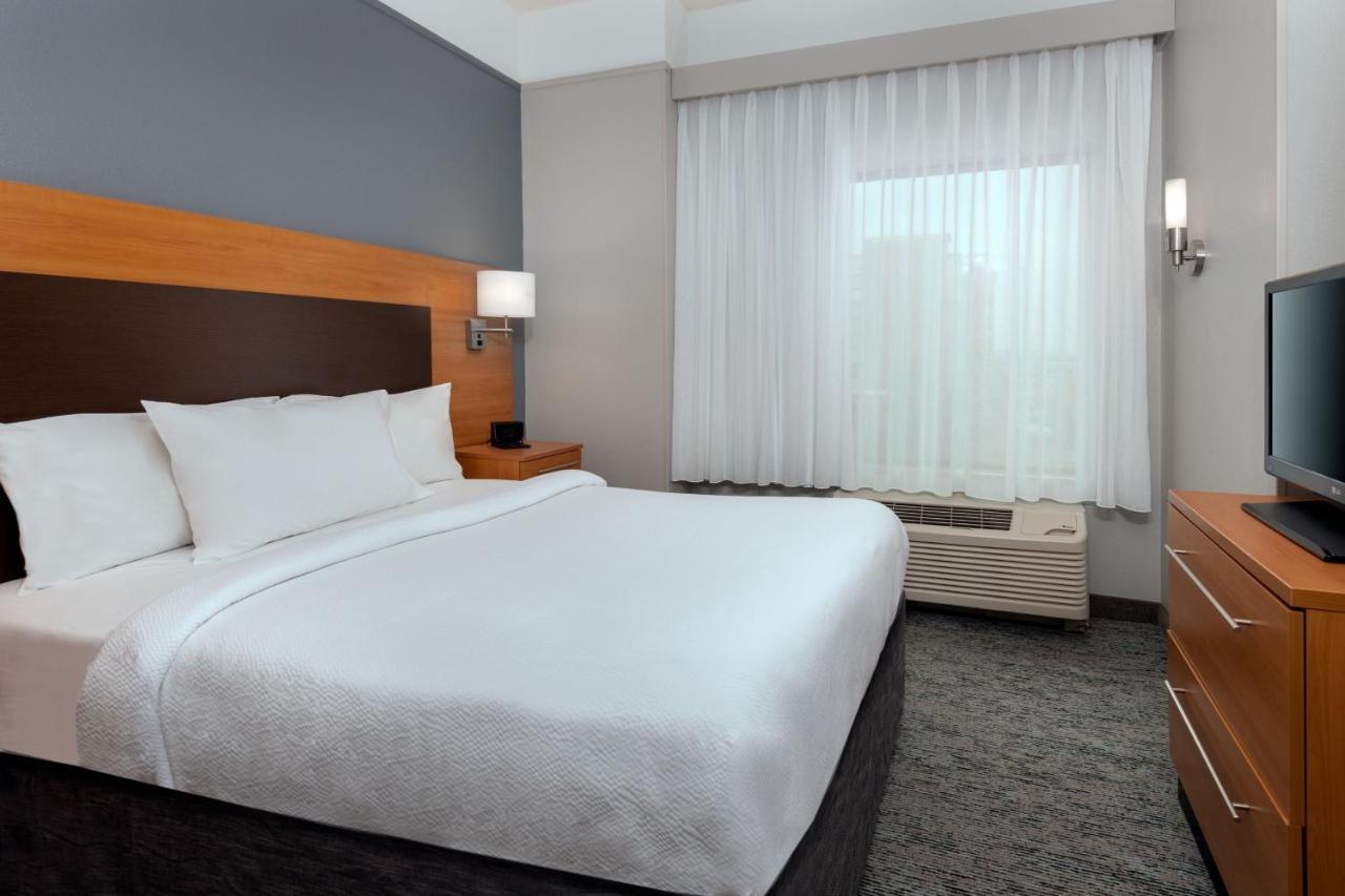 Towneplace Suites Buffalo Airport Чийктоуага Екстериор снимка